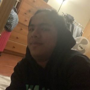 Meet your Posher, Daniel dominique